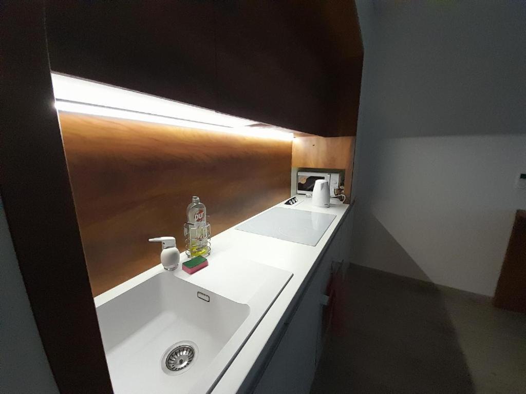 Entrez Radnica Lägenhet Košice Exteriör bild