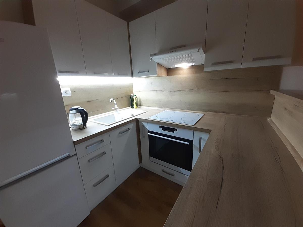Entrez Radnica Lägenhet Košice Exteriör bild